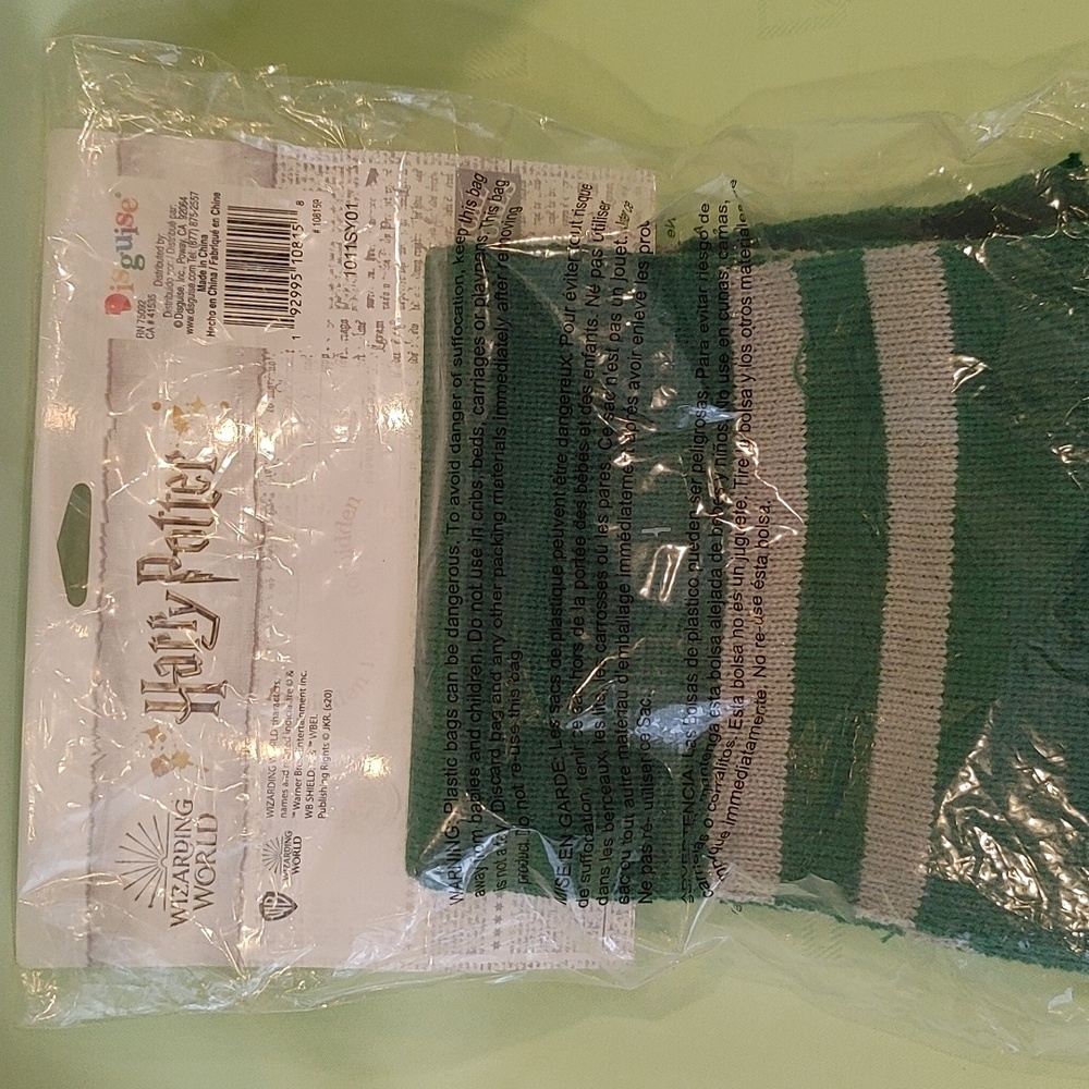 Scarf - Picture 2 of 4